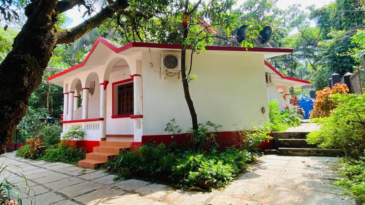 Mitra Hostel Vagator Extérieur photo
