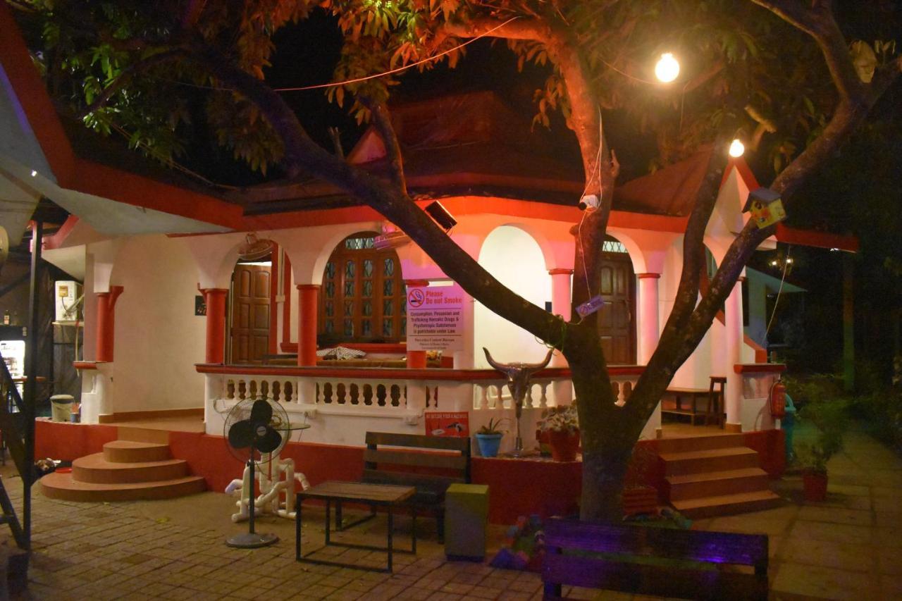 Mitra Hostel Vagator Extérieur photo